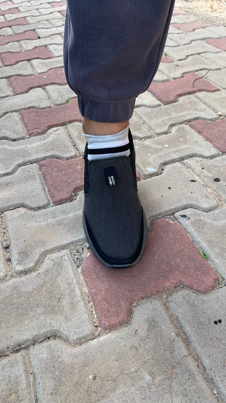 سكيتشرز رجالي