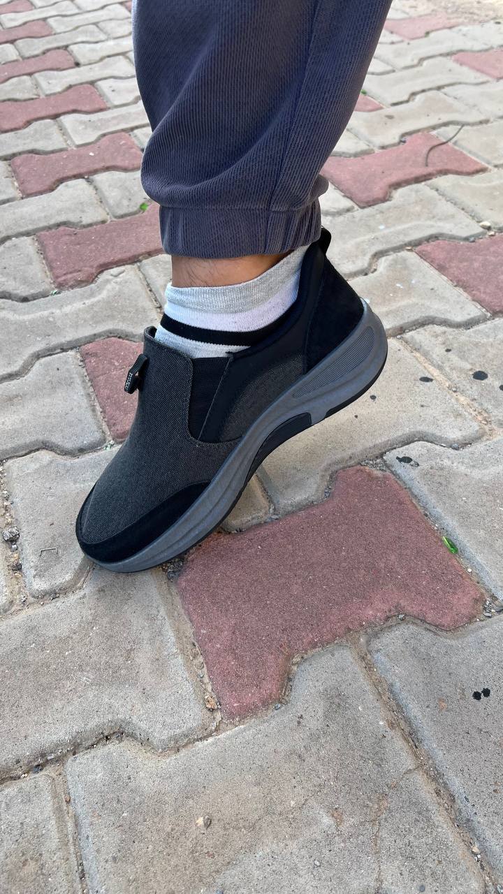 سكيتشرز رجالي